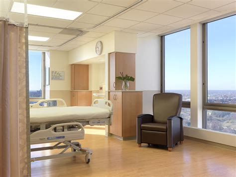 Barnes Jewish Hospital 16th Floor Patient Division | OWH Architects