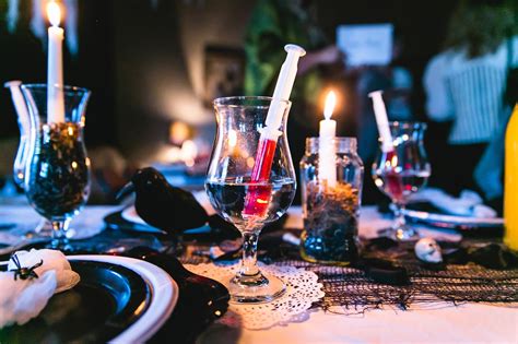 There's no way you can swallow it.. Delicious Reads: Food Ideas for "Murder on the Orient ...