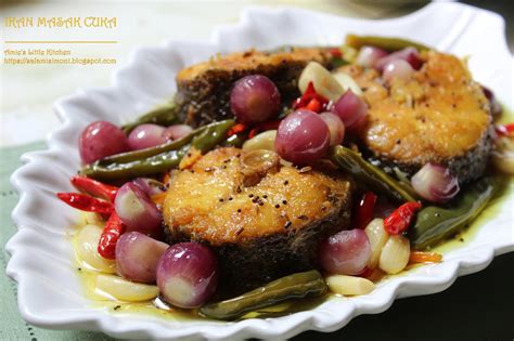 Cara memasak ikan asam cuka masakan khas padang. Resepi Mudah : Ikan Masak Cuka - AMIE'S LITTLE KITCHEN