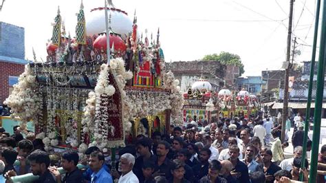 The tenth day of muharram is known as the day of ashura. Muharram 2019: Date, moon sighting and significance of the ...