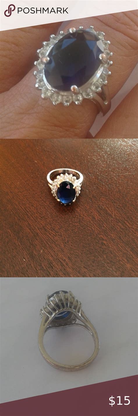 If you're looking for a design that will let the lady in your life know she's royalty in your eyes, our princess diana emerald rings will not fail to please. Replica Princess Diana engagement ring Beautiful sapphire ...