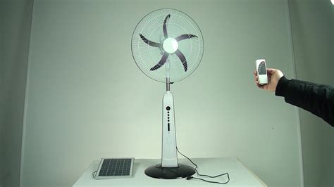 18 Inch Pedestal Solar Powered Electric Standing Fan Rechargeable