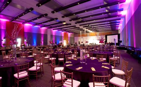 Award winning upscale wedding and event planner with 18 years experience our events featured in many luxury wedding and event magazines. Find Hampton Roads Convention Center Hampton VA Wedding ...