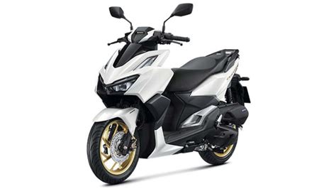 Honda Click 160 Scooter Unveiled Competes With Yamaha Aerox 155