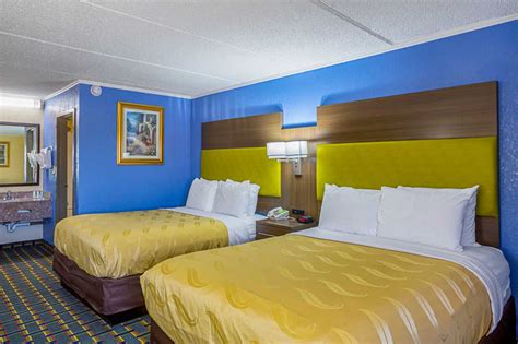 Conveniently located off interstate 20, our atlanta, ga, hotel near six flags over georgia is just 10 miles from. Quality Inn & Suites Atlanta Georgia Hotel is close to Six ...