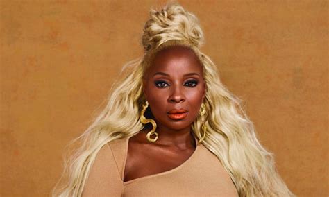 Maybe you would like to learn more about one of these? Mary J Blige Hairstyles : Mary J Blige Rocking Vintage ...