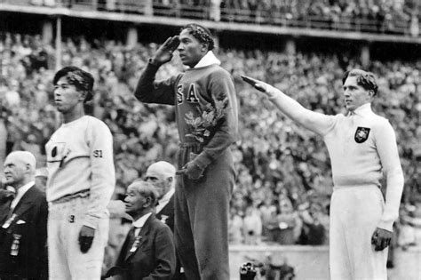 Jesse Owens Friend Luz Longs Silver Medal Up For Auction Bloomberg