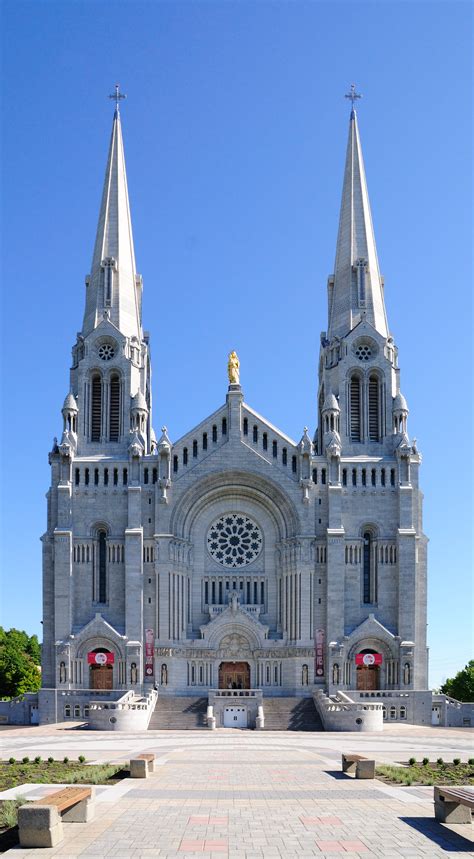 Saint anne is the patron saint of sailors. Basilique de Sainte-Anne-de-Beaupré