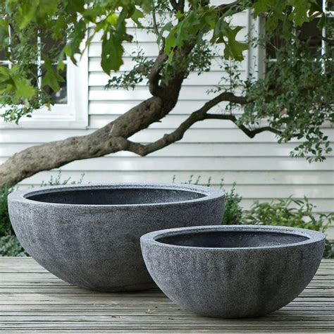 Contemporary Concrete Planters Award Winning Contemporary Concrete Planters And Sculpture