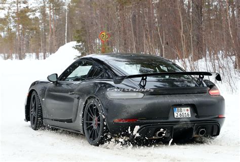 2021 Porsche 718 Cayman Gt4 Rs Puts On Centerlock Wheels Production