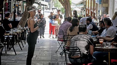 Γεωργιάδης, προσθέτοντας ότι το θέμα αυτό θα συζητηθεί με την επιτροπή. Το χρονοδιάγραμμα του ανοίγματος της οικονομίας - Πότε ανεβάζει ρολά η εστίαση | kontranews.gr