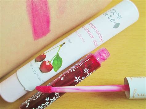 100% pure heißt nicht nur 100% pure, sondern ist auch tatsächlich 100% natürlich. Throwback Thursday: Beet Lip & Cheek Stain | Cheek stain ...