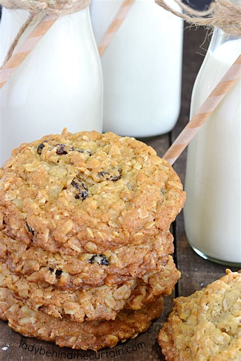 My favorite oatmeal cookies recipe that's perfectly soft and chewy, easy to make, and full of the best oatmeal cinnamon flavors. Classic Chewy Homemade Oatmeal Raisin Cookie Recipe