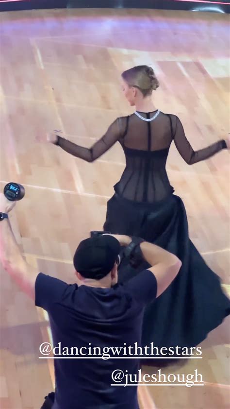 Julianne Hough Slammed For Showing Off Her Butt In See Through Dress In Dwts Finale As Fans