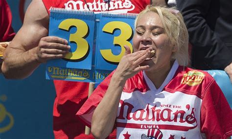 Defending Champion Wins Womens Hot Dog Eating Competition