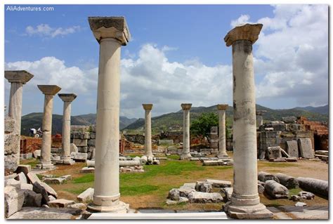 Aşağıda selçuk ecza deposu ticaret ve sanayi a.ş. Exploring the Overlooked Town of Selcuk, Turkey - Ali's ...