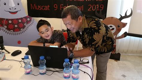 Xem trực tiếp trận indonesia vs oman với chất lượng hd, bình luận tiếng việt. Pakar IT Darmajaya Onno W Purbo Ajarkan Aplikasi Android ...