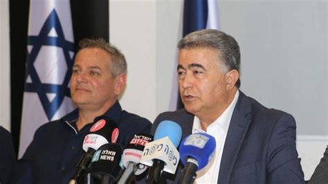 מחירי הביצים מזנקים בשיעור של 6.5%. בני גנץ נדב גנץ - JHaringan