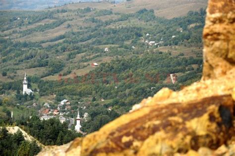 Through today's decision, the local community is receiving a huge opportunity for developing and, at the same time, preserving the heritage. România a cerut UNESCO să amâne decizia în privinţa ...
