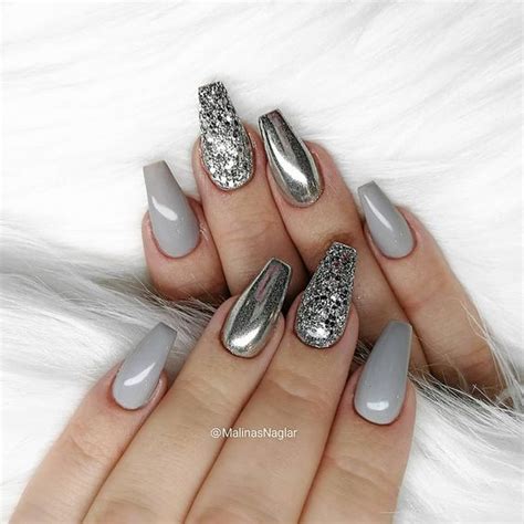 40 Must Try Grey Acrylic Nails
