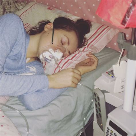 mother releases pictures of dying daughter merryn crofts to prove that me is real metro news