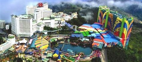It is equipped with about 10,500 rooms spread across 7 hotels, theme parks and entertainment attractions, dining and retail outlets, as well as international shows and business convention facilities. Resorts World Genting - The biggest hotel: Guinness World ...
