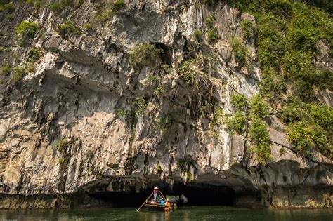 Top 9 Caves In Halong Bay Worth Visiting 2024