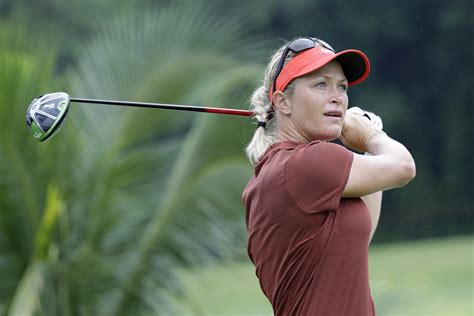 Suzann Pettersen Takes Lead At Wind Delayed Ana Inspiration Sports