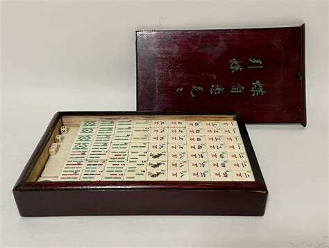 Bone And Bamboo Mahjong Set