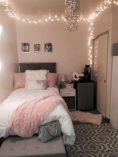 Bedroom decor is must nowadays and it's too pricey to hire an interior designer so to help you here are 10 tutorials to boost your bedroom decor. Awesome 30+ Minimalist Diy Room Decor Ideas Suitable For ...