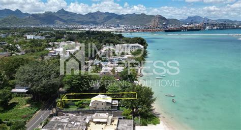 BUY: Rare Beachfront Paradise at an Unbelievable Price! (IMM2136