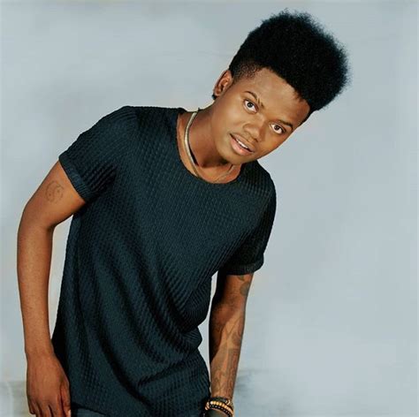 Before downloading you can preview any song by mouse over the. Gerilson Insrael - Estou A Viver Na Rua (Zouk) • Download ...