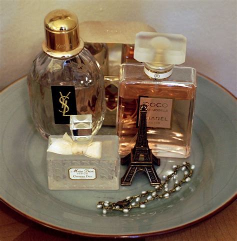 15 makeup organizer ideas that will transform your beauty routine. This website is currently unavailable. | Perfume ...