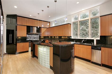 What we love best about black kitchen cabinets is that they can be mixed and matched with practically anything. 124 Pure Luxury Kitchen Designs (Part 3)
