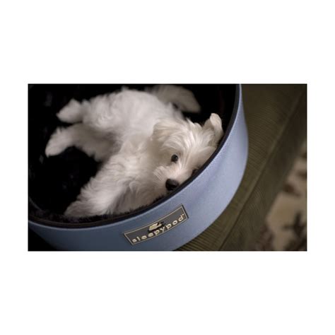 Find many great new & used options and get the best deals for sleepypod medium mobile pet bed jet black at the best online prices at ebay! Sleepypod Mobile Pet Bed Ultra Plush Bedding ... | BaxterBoo