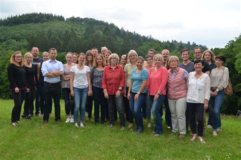 Die teilung der funktionen spiegelt sich in der. Impressum - Katholische Hauptschule Itterstraße