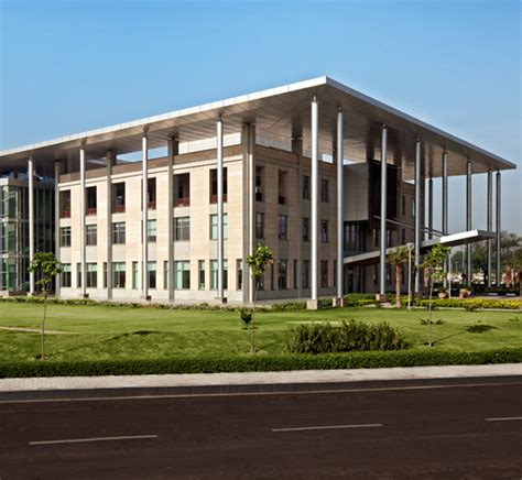 Isb Campuses Hyderabad Mohali Indian School Of Business Isb