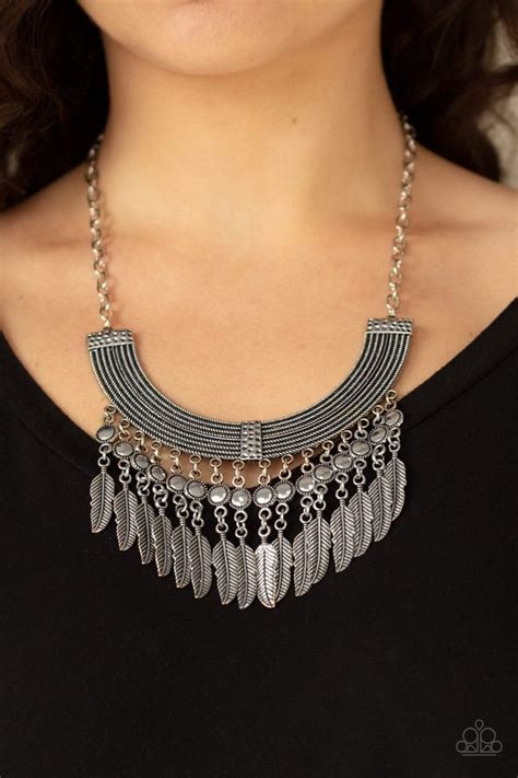 Paparazzi Fierce In Feathers Necklace Silver Box 4 Silver Feather