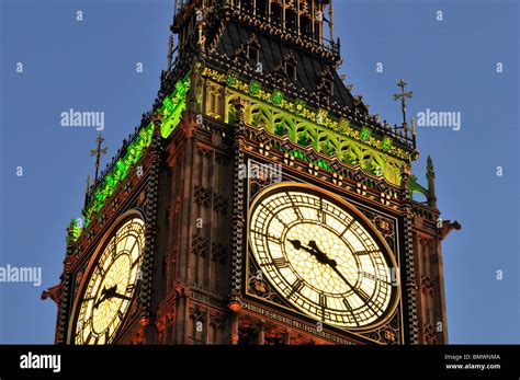 Elizabeth Tower Big Ben Clock Tower Houses Of Parliament Palace Of