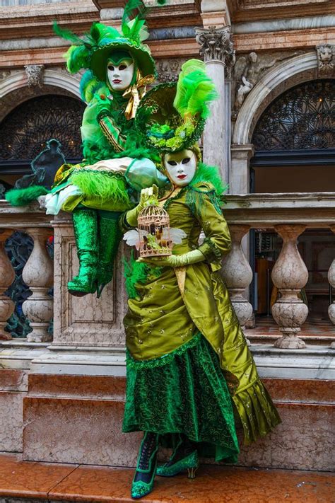 Mardi Gras Carnival Costumes In Venice Decor To Adore