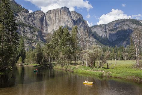 Easy Hikes You Can Do in Yosemite Valley