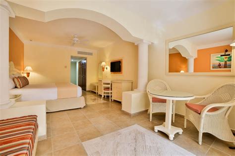 Check spelling or type a new query. Hotel Bahia Principe Grand Coba en Akumal Riviera Maya