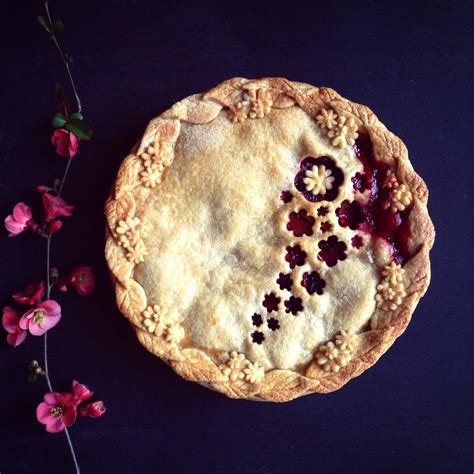 • bake the crust at 375 degrees fahrenheit in 12 to 15 minutes. 20 Baking Instagrams to Follow Right Now | Teen Vogue