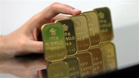 Pantau pergerakan harga emas hari ini, minggu, 7 maret 2021. UPDATE, Harga Emas Antam Kamis 22 Oktober 2020, Tembus ...