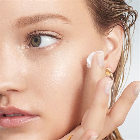 Through this book, the term kaizen™ was introduced in the western world. Hydrating Water Fresh Cream / Nemlendirici | Bobbi Brown ...