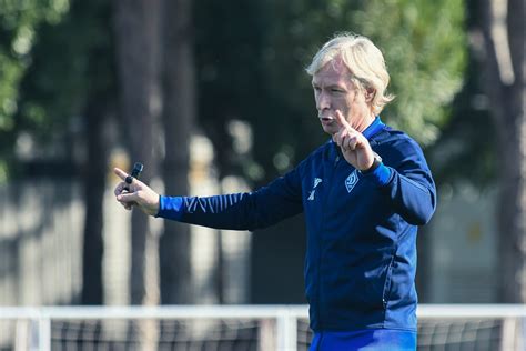 Динамо — рух — 3:0. Динамо не зуміло здолати Рух у першому матчі після паузи ...