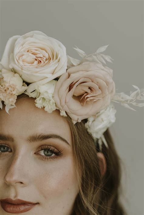 Bringing Back The Flower Crown Organic Ethereal Meets Industrial