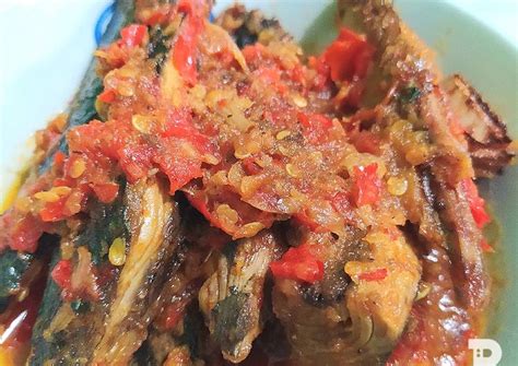 Resep pindang ikan tongkol bumbu sarden bahan : Resep Pindang Tongkol Bumbu Merah sederhana oleh Dapoer ...