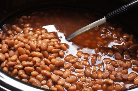 Cooked up in a crock pot for ease and served with cast iron skillet buttered cornbread. Slow Cooker Pinto Beans | Recipe | Mom, Salts and Red peppers