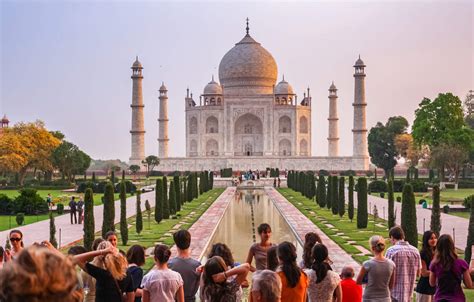 Ministry Of Tourism To Offer Lucrative Incentives To Foreign Tour Operators To Promote India Et